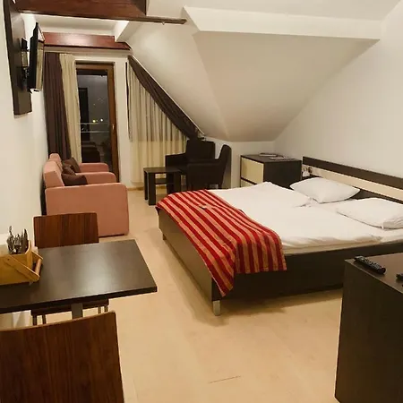 Komnata Apartment *